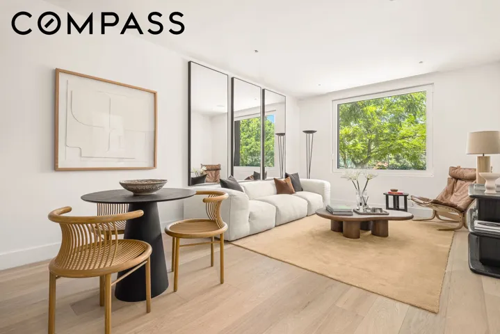 256 E 4th Street, New York City, NY 10009