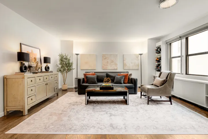 201 E 28TH Street, New York City, NY 10016