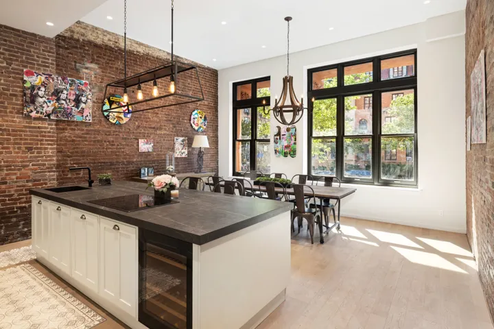 344 W END Avenue, New York City, NY 10024