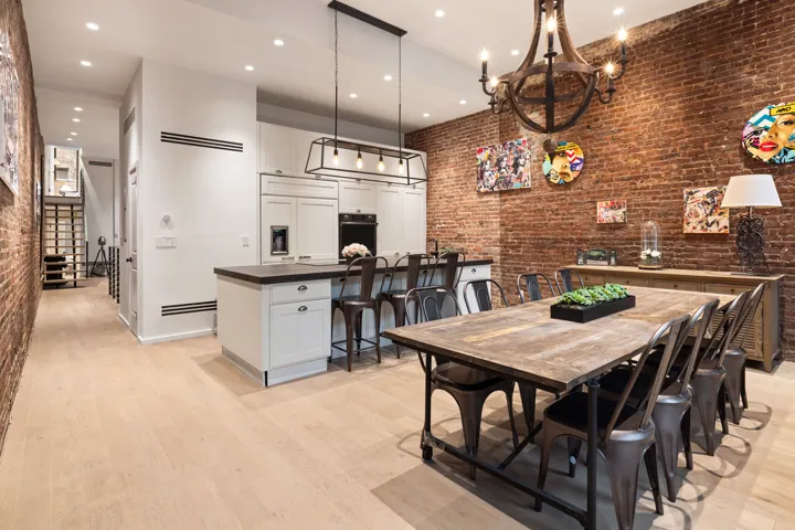 344 W END Avenue, New York City, NY 10024