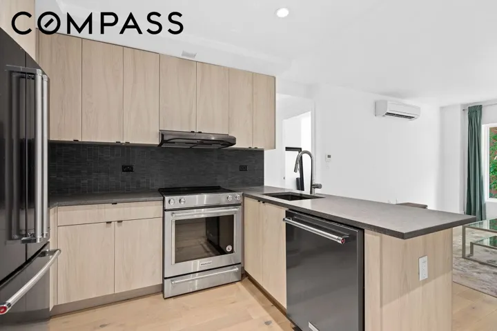 15 E 19th Street, New York City, NY 11226