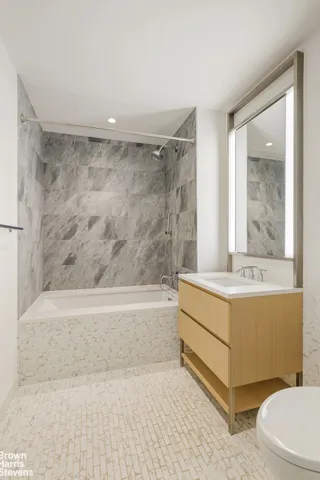 500 W 45TH Street, New York City, NY 10036