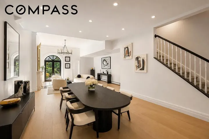 222 E 61st Street, New York City, NY 10065