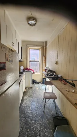 950 E 223rd Street, New York City, NY 10466