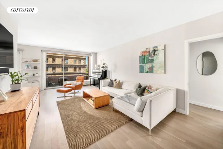 45 E 89TH Street, New York City, NY 10128