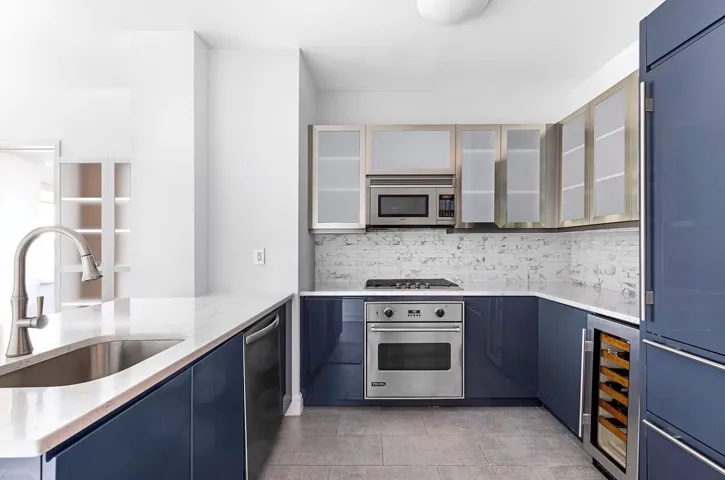 80 Riverside Boulevard, New York City, NY 10069