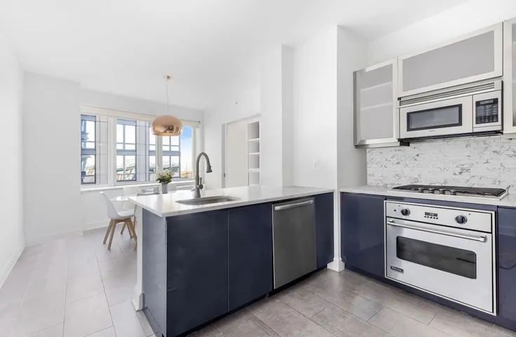 80 Riverside Boulevard, New York City, NY 10069
