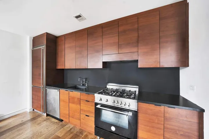 540 W 28th Street, New York City, NY 10001