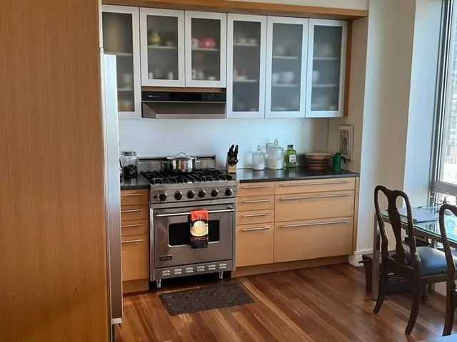 30 West Street, New York City, NY 10004