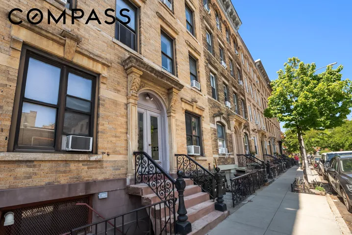 19 Clifford Place, New York City, NY 11222