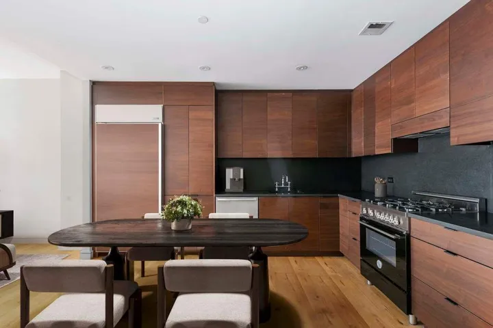 540 W 28th Street, New York City, NY 10001
