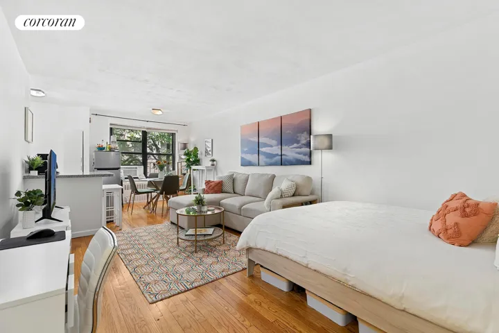 505 E 82ND Street, New York City, NY 10028