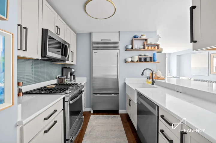 200 E 84TH Street, New York City, NY 10028