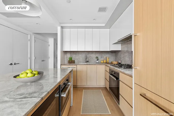 424 W 52ND Street, New York City, NY 10019