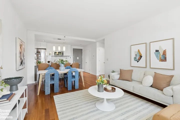 58 METROPOLITAN Avenue, New York City, NY 11249