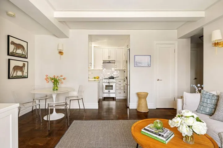 225 E 79th Street, New York City, NY 10075