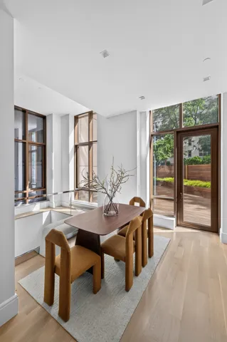 215 E 19TH Street, New York City, NY 10003