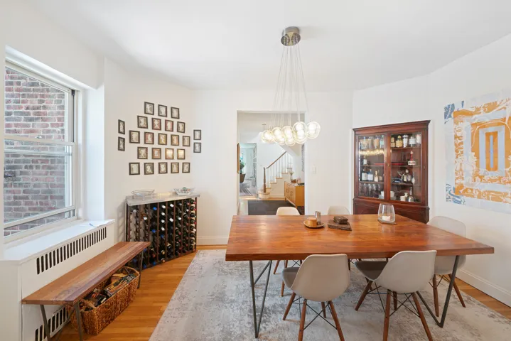 520 E 90TH Street, New York City, NY 10128