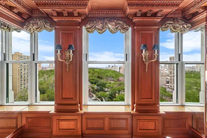 1 CENTRAL S Park, New York City, NY 10019