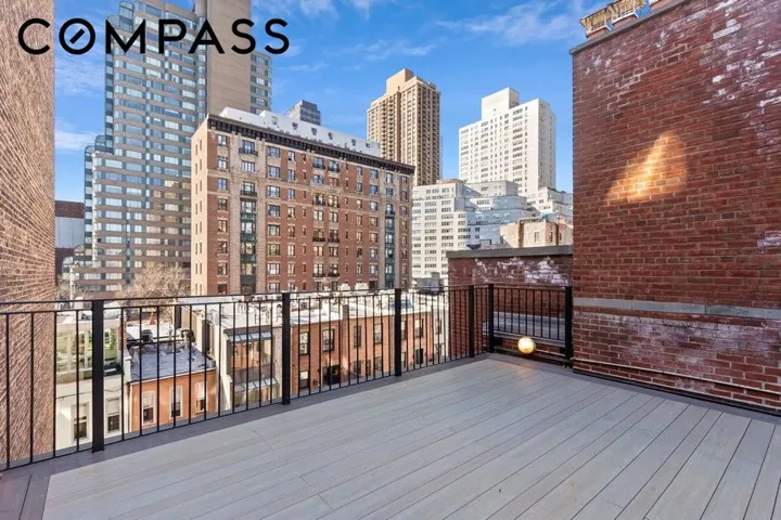 128 W 70th Street, New York City, NY 10023