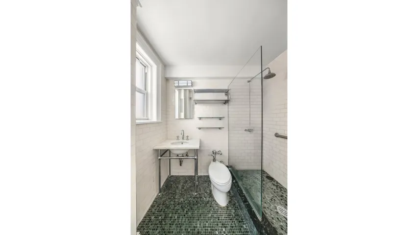 110 E 87TH Street, New York City, NY 10128