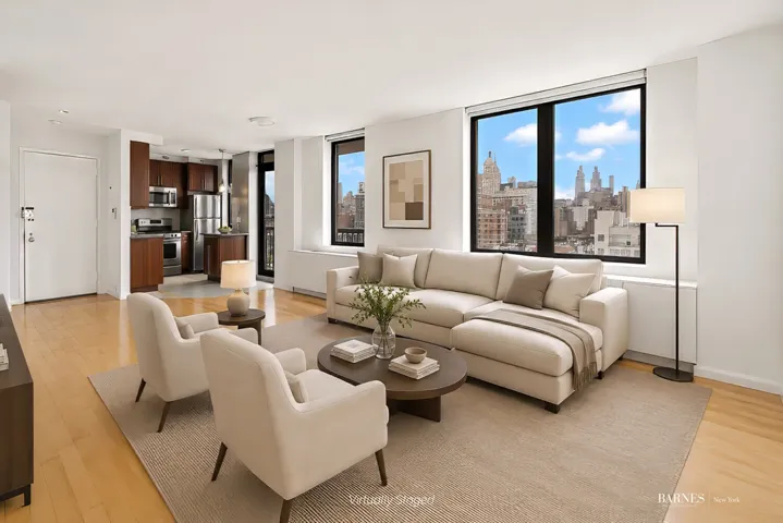 24 E 7TH Street, New York City, NY 10003