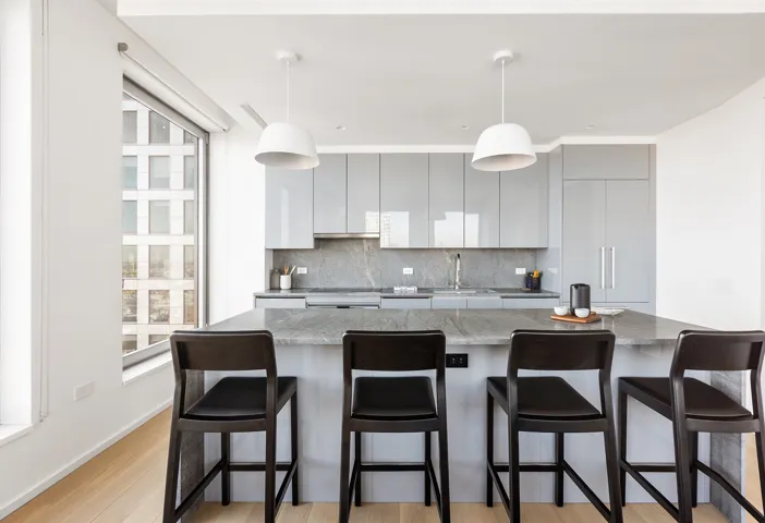 8 S 4th Street, New York City, NY 11249