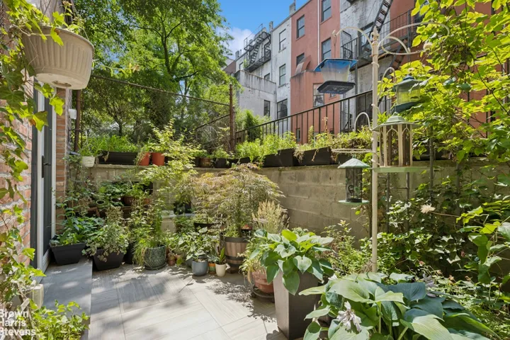 158 W 119TH Street, New York City, NY 10026