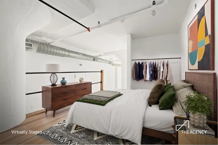689 MYRTLE Avenue, New York City, NY 11205