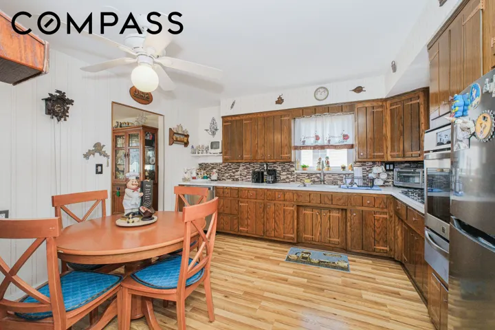 232 Hawthorne Avenue, New York City, NY 10314
