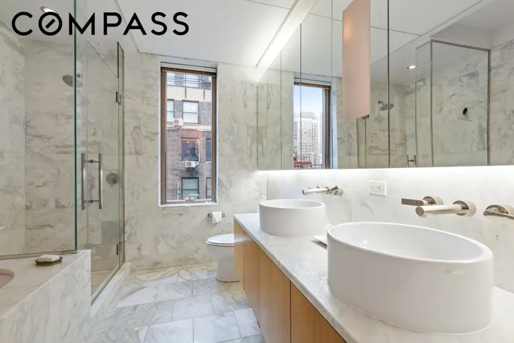 18 W 48th Street, New York City, NY 10036