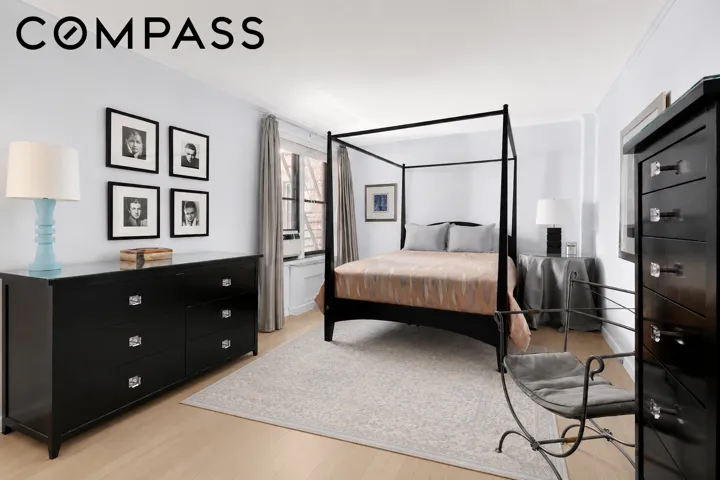 30 E 9th Street, New York City, NY 10003