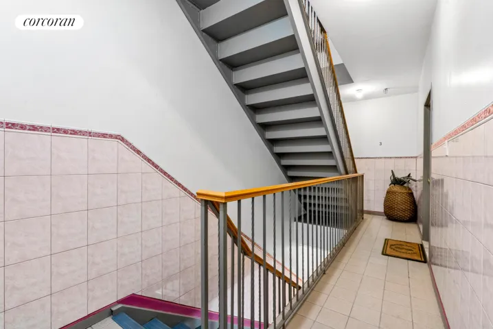 697 GRAND Street, New York City, NY 11211
