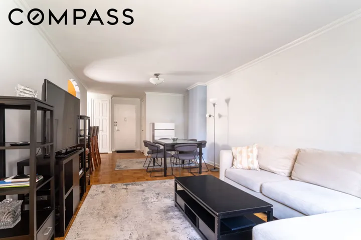 345 E 73rd Street, New York City, NY 10021