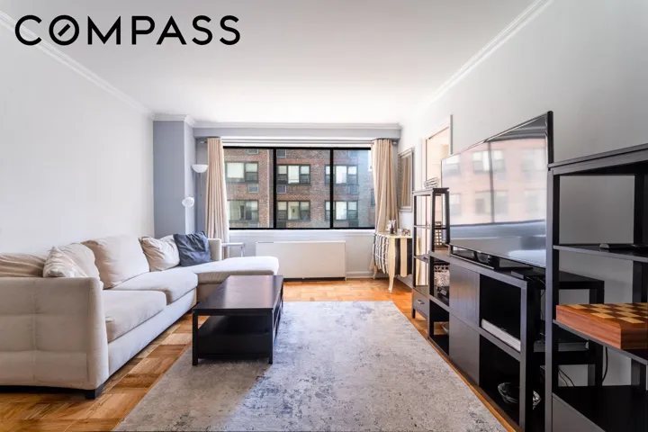345 E 73rd Street, New York City, NY 10021