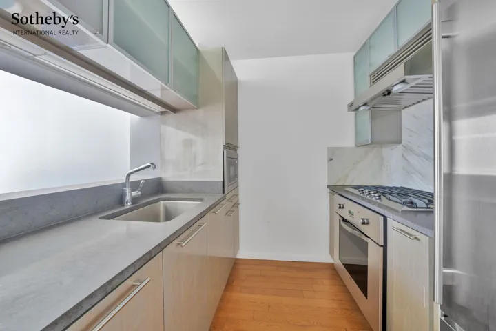 200 Chambers Street, New York City, NY 10007