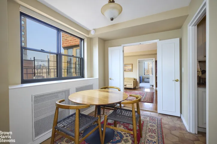 80 E END Avenue, New York City, NY 10028