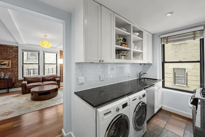 36 W 84TH Street, New York City, NY 10024