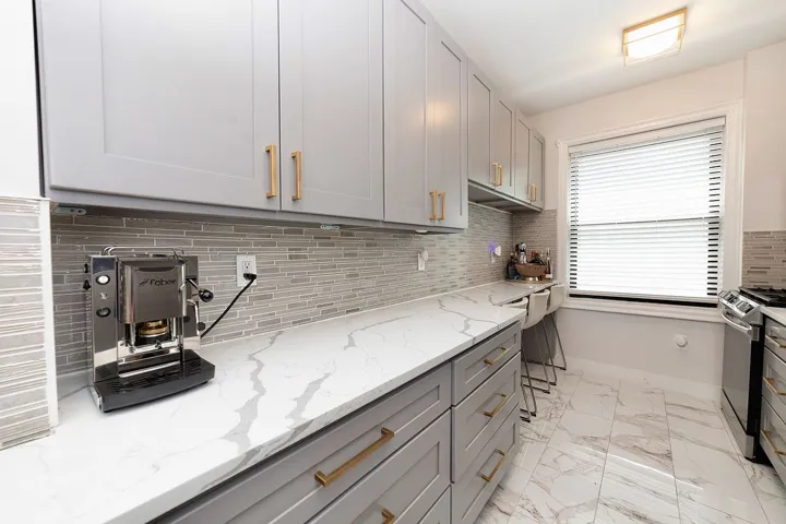 504 Grand Street, New York City, NY 10002