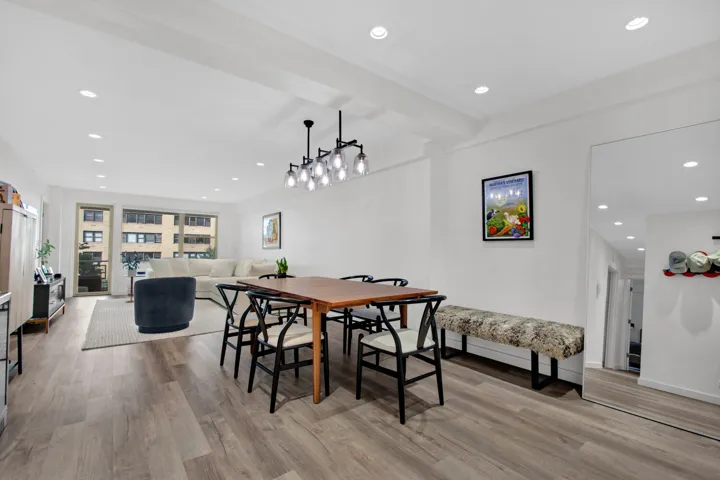 40 E 9TH Street, New York City, NY 10003