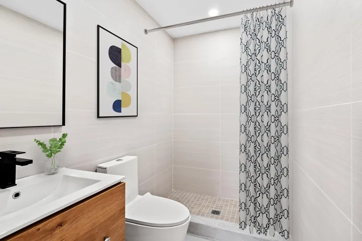 86 Thayer Street, New York City, NY 10040