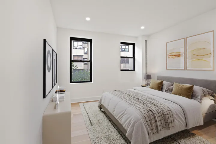 86 Thayer Street, New York City, NY 10040