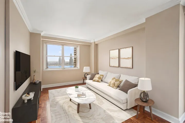 300 E 40TH Street, New York City, NY 10016