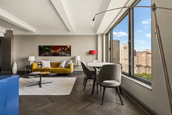 160 CENTRAL S Park, New York City, NY 10019