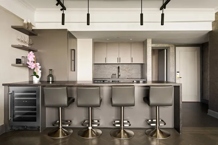 160 CENTRAL S Park, New York City, NY 10019