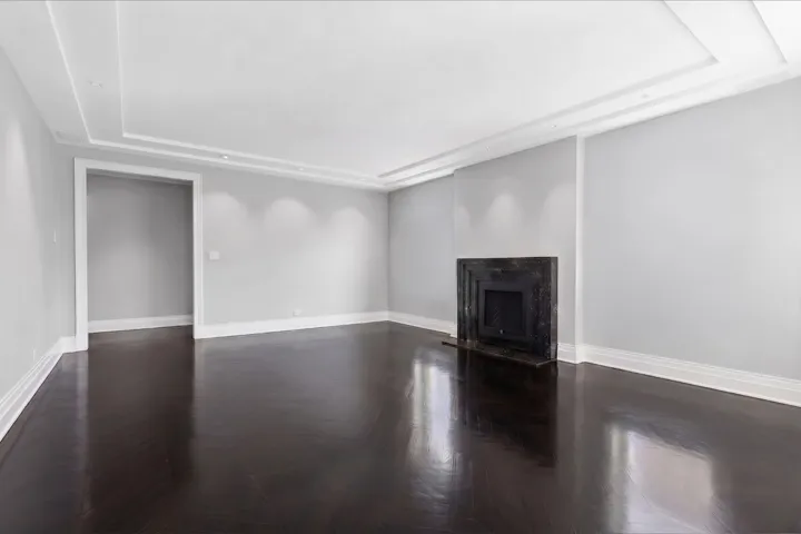 17 W 54TH Street, New York City, NY 10019