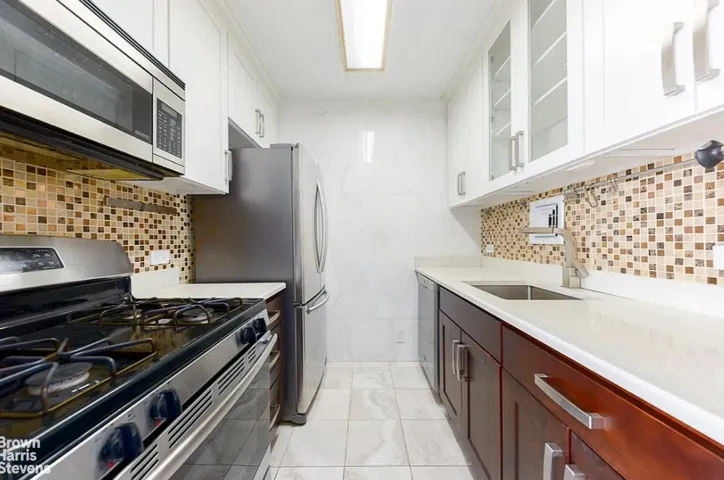62-54 97TH Place, New York City, NY 11374