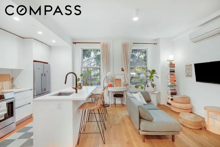 906 Prospect Place, New York City, NY 11213