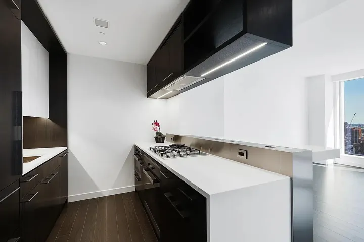 252 South Street, New York City, NY 10002
