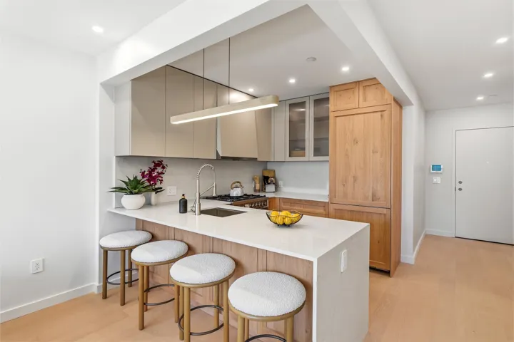 176 Frost Street, New York City, NY 11211